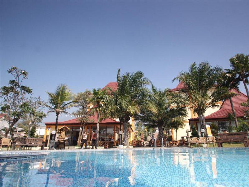 Ciptaningati Hotel Batu  Ngoại thất bức ảnh