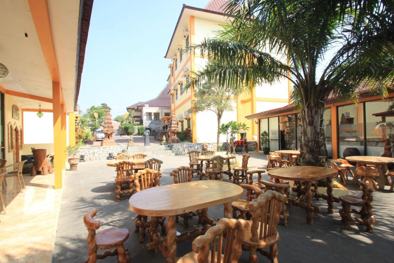 Ciptaningati Hotel Batu  Ngoại thất bức ảnh
