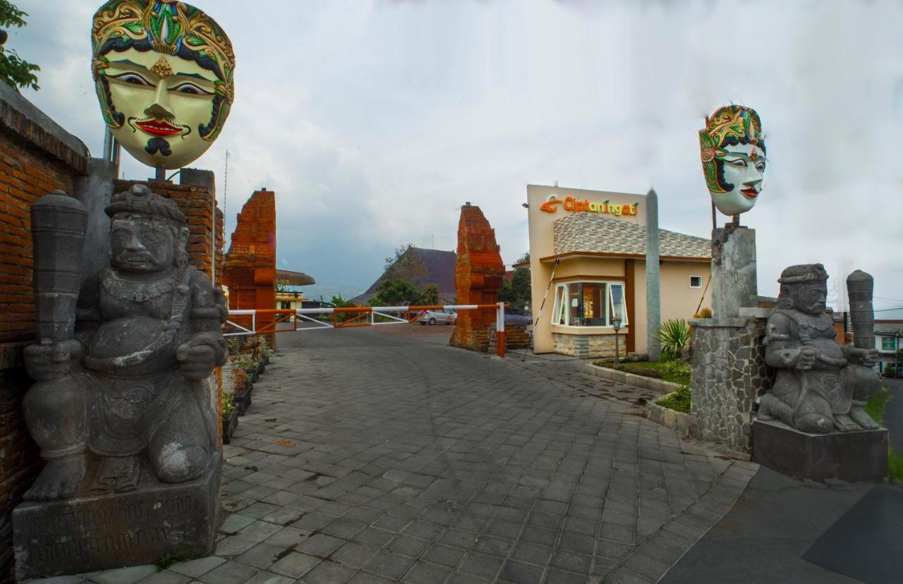 Ciptaningati Hotel Batu  Ngoại thất bức ảnh