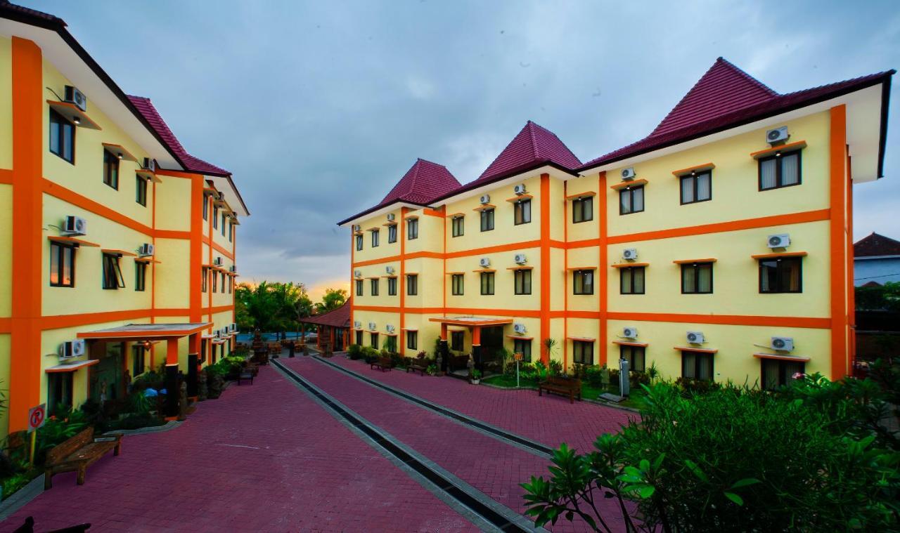 Ciptaningati Hotel Batu  Ngoại thất bức ảnh